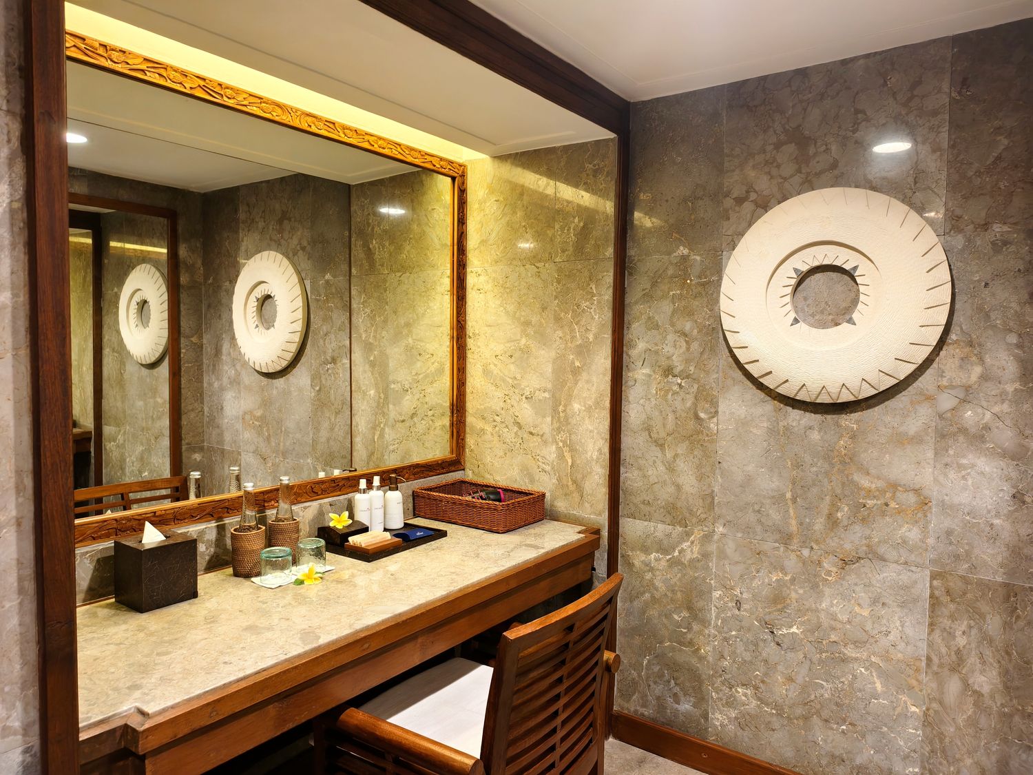 【峇里島住宿】The Oberoi, Bali 歐貝羅伊海灘度假村:水明漾絕美夕陽、海景Villa與放鬆Spa,完美度假就該這樣! @混血珊莎的奇幻旅程 【峇里島住宿】The Oberoi, Bali 歐貝羅伊海灘度假村:水明漾絕美夕陽、海景Villa與放鬆Spa,完美度假就該這樣! @混血珊莎的奇幻旅程