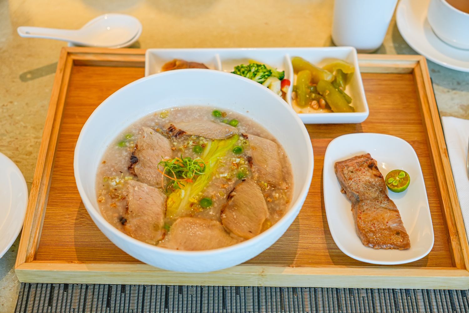 秒飛歐洲！瓏山林蘇澳冷熱泉度假飯店，純白宮廷風與極致雙湯的度假天堂! @混血珊莎的奇幻旅程