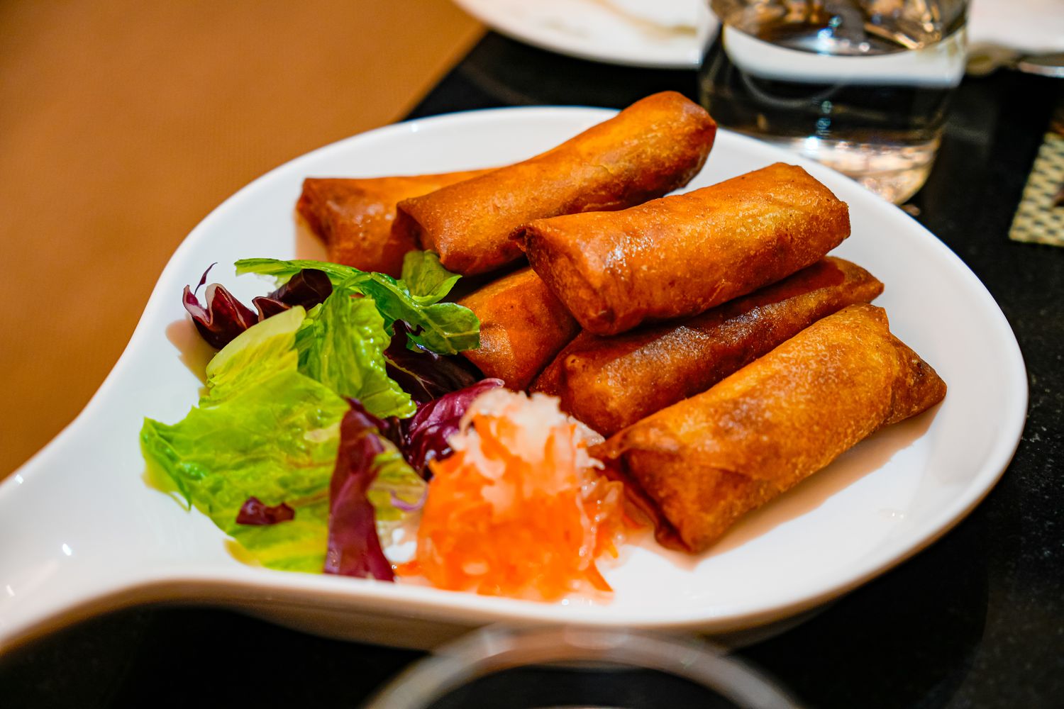 秒飛歐洲！瓏山林蘇澳冷熱泉度假飯店，純白宮廷風與極致雙湯的度假天堂! @混血珊莎的奇幻旅程