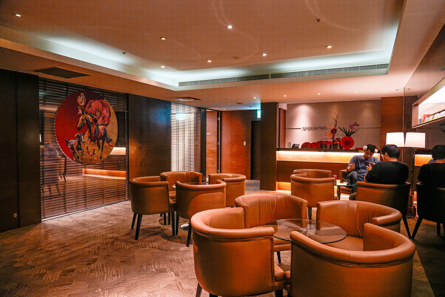 秒飛歐洲！瓏山林蘇澳冷熱泉度假飯店，純白宮廷風與極致雙湯的度假天堂! @混血珊莎的奇幻旅程