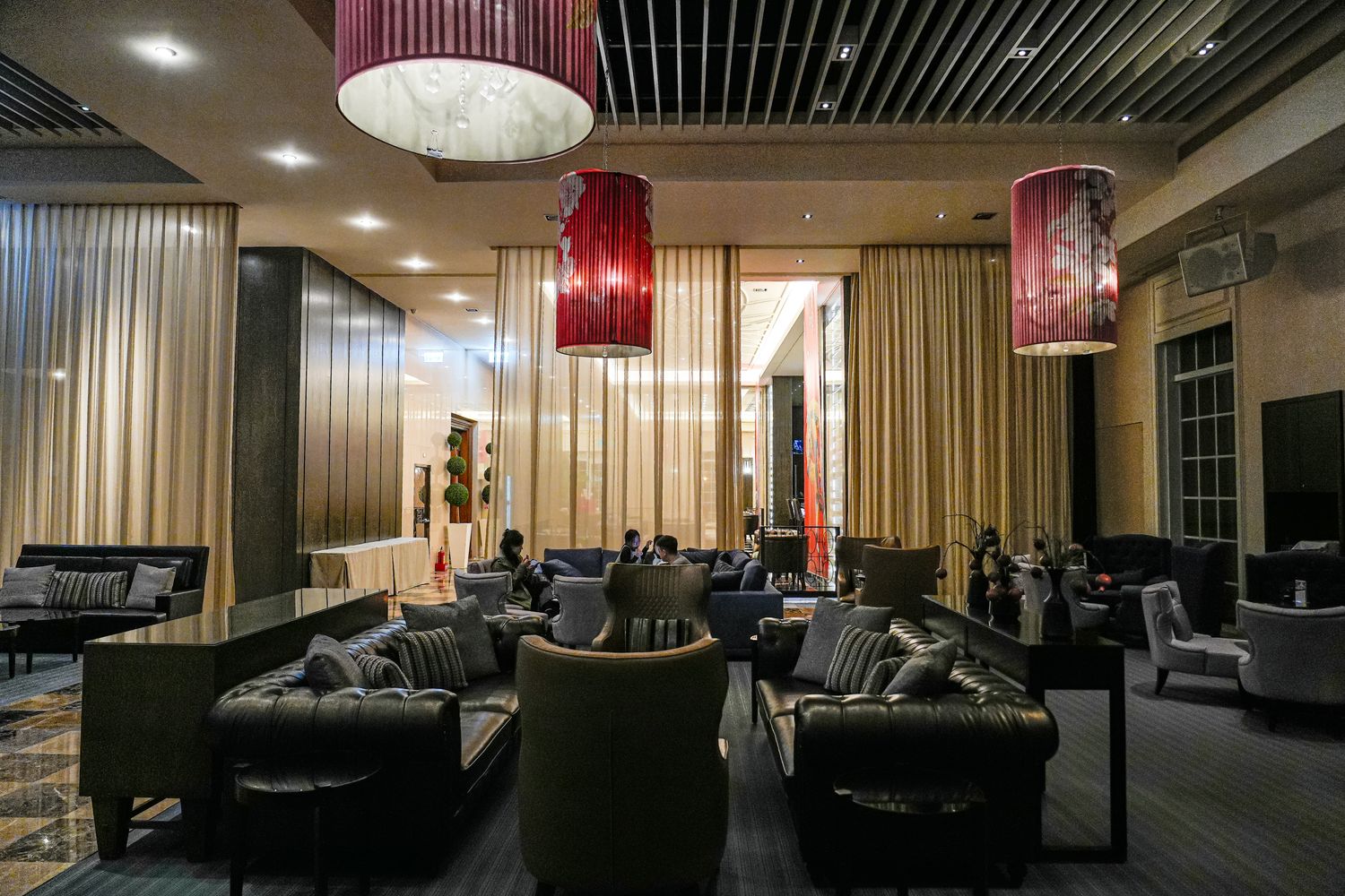 秒飛歐洲！瓏山林蘇澳冷熱泉度假飯店，純白宮廷風與極致雙湯的度假天堂! @混血珊莎的奇幻旅程