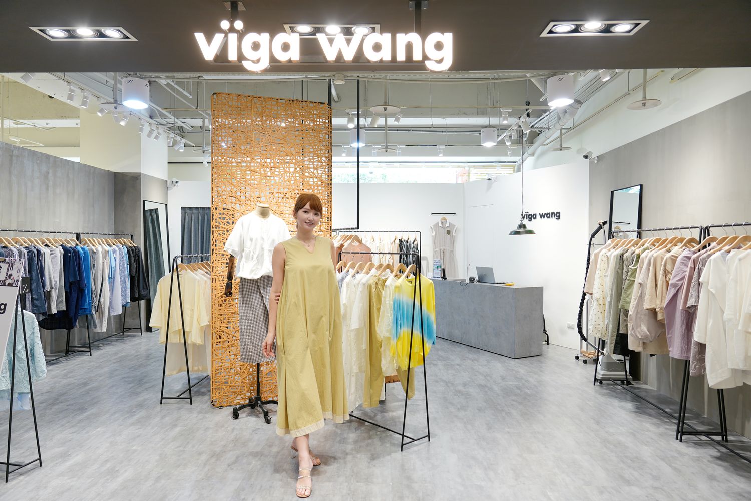 【全面1折起】萬件大牌美妝服飾買到賺到! 日曜天地 OUTLET 週年慶狂送5,000份大獎，釜山機票、星巴克任你抽! @混血珊莎的奇幻旅程