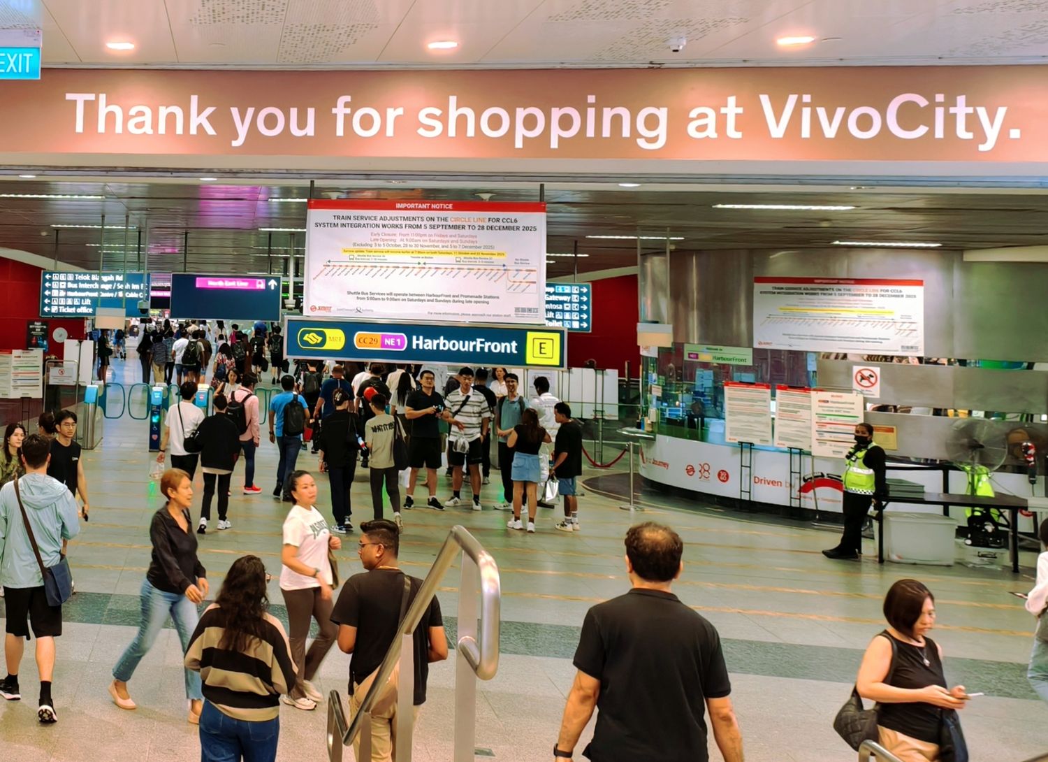 新加坡 HyperDrive 室內卡丁車,隱身聖淘沙巴拉望的飆速天堂! @混血珊莎的奇幻旅程 新加坡 HyperDrive 室內卡丁車,隱身聖淘沙巴拉望的飆速天堂! @混血珊莎的奇幻旅程