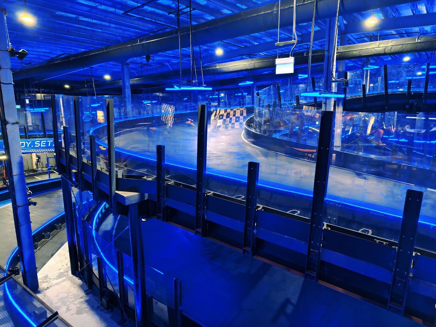 新加坡 HyperDrive 室內卡丁車,隱身聖淘沙巴拉望的飆速天堂! @混血珊莎的奇幻旅程 新加坡 HyperDrive 室內卡丁車,隱身聖淘沙巴拉望的飆速天堂! @混血珊莎的奇幻旅程