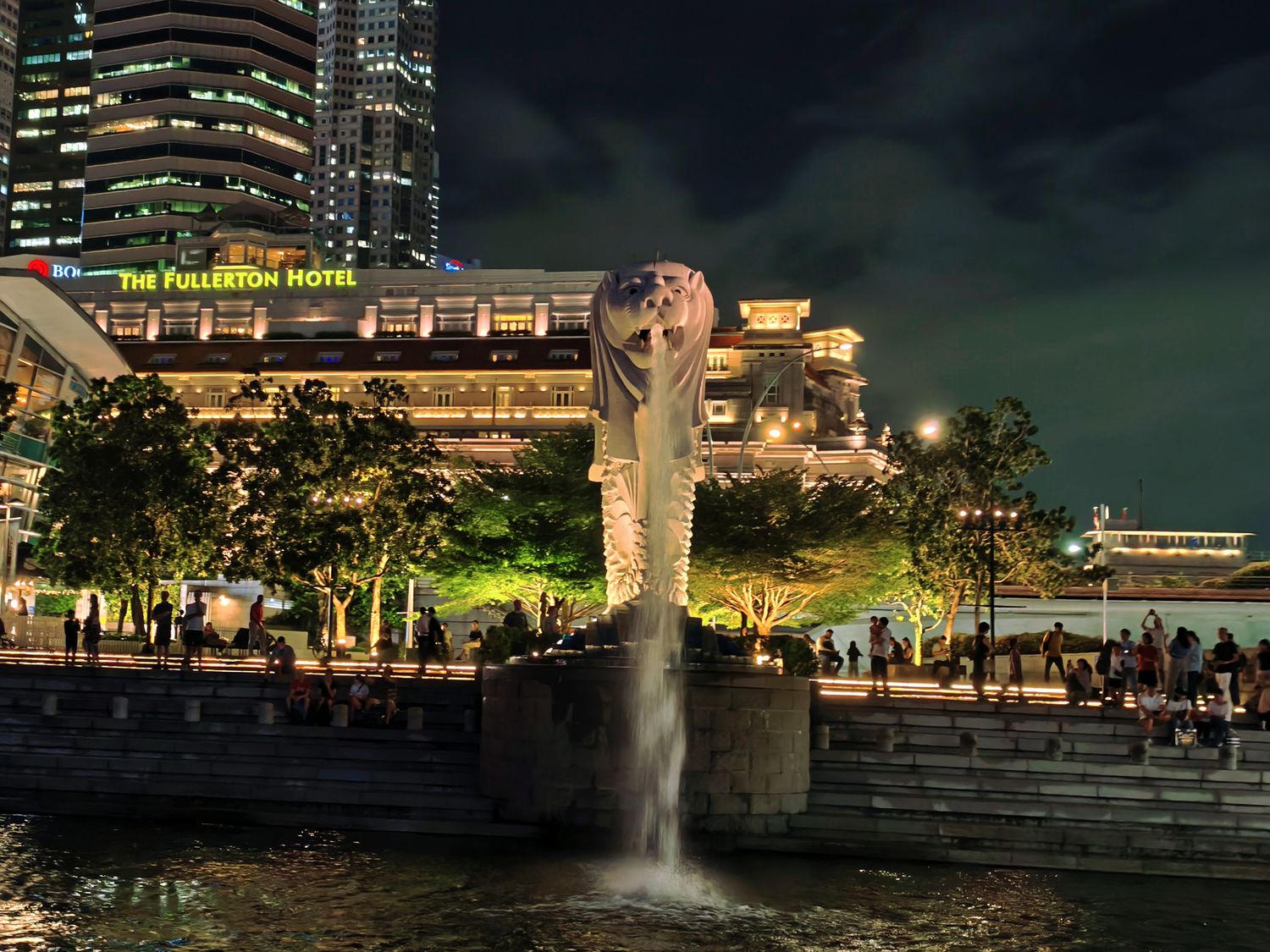 【新加坡景點】克拉碼頭遊船體驗｜40分鐘賞遍金沙酒店、魚尾獅、濱海灣絕美夜景! @混血珊莎的奇幻旅程