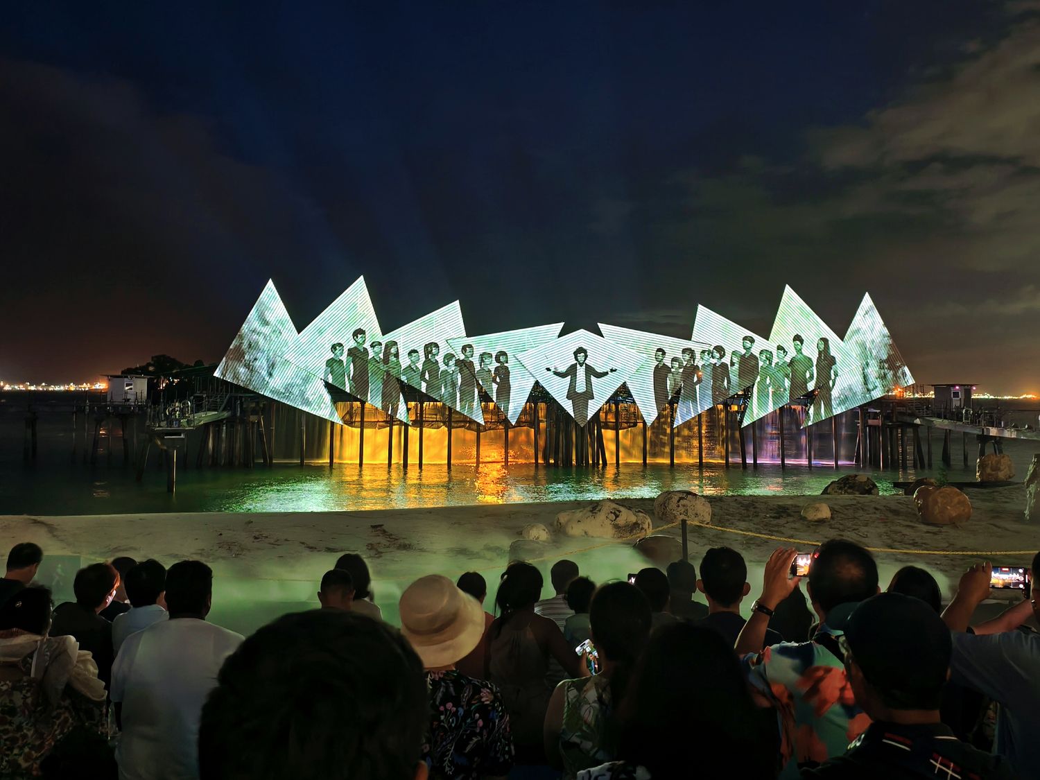 新加坡聖淘沙｜時光之翼 Wings of Time 值得看嗎? 票價/交通/心得評價一次告訴你! @混血珊莎的奇幻旅程