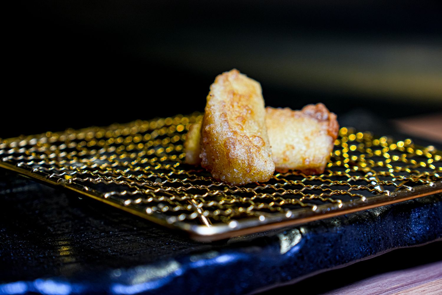 【勝天 天婦羅串揚】輕奢板前料理!品嚐21道板前現流海鮮炸物，中山區必吃美食推薦 @混血珊莎的奇幻旅程