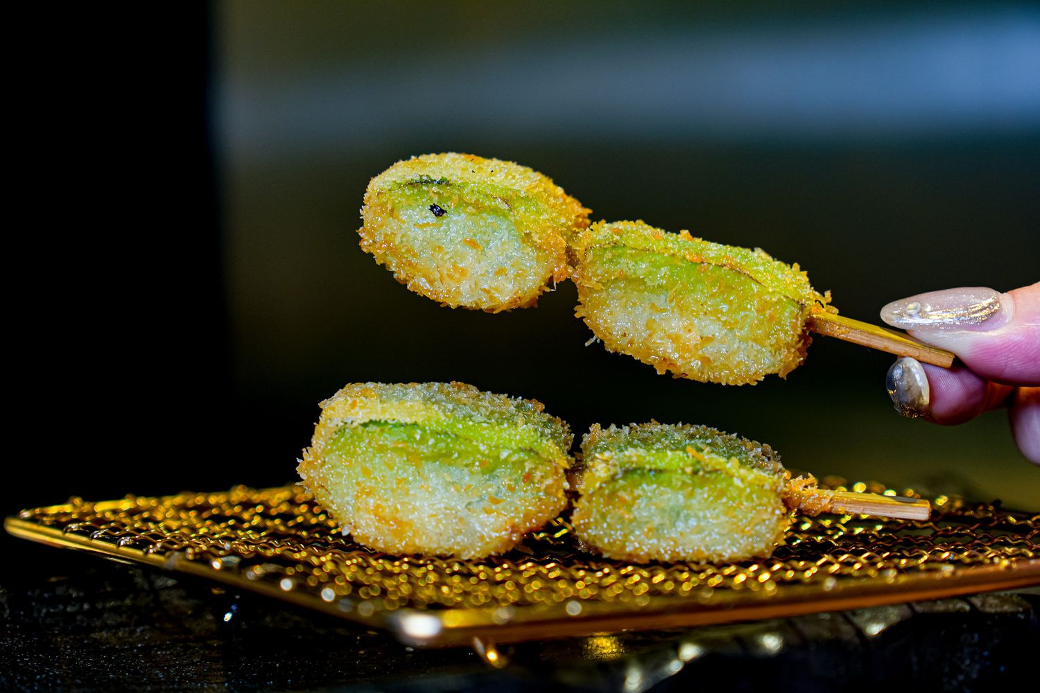 【勝天 天婦羅串揚】輕奢板前料理!品嚐21道板前現流海鮮炸物，中山區必吃美食推薦 @混血珊莎的奇幻旅程