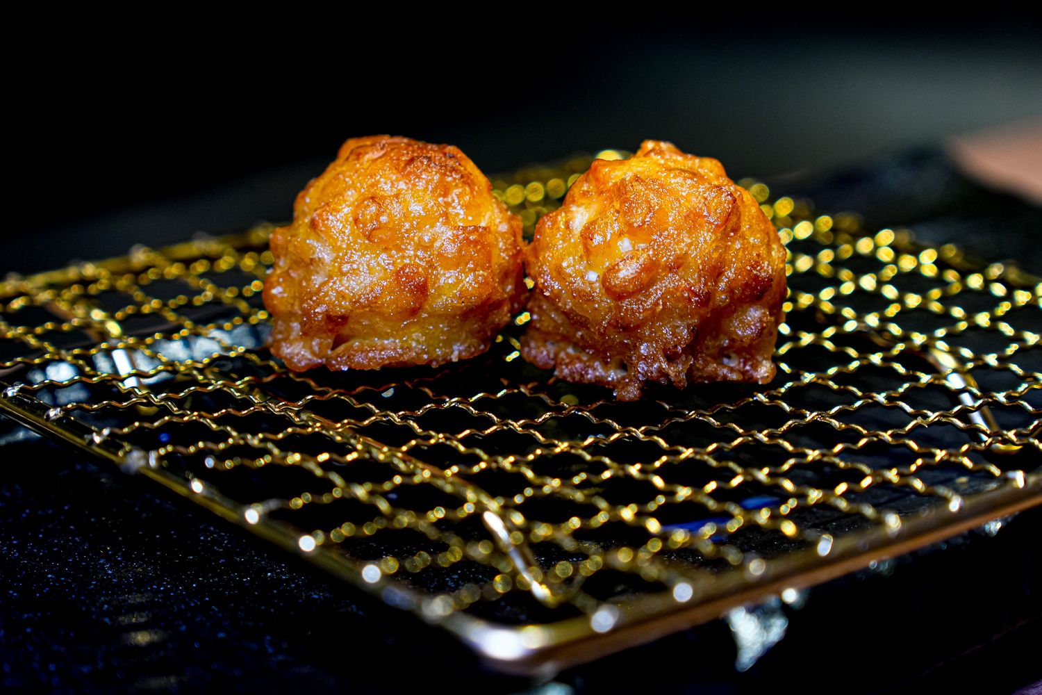【勝天 天婦羅串揚】輕奢板前料理!品嚐21道板前現流海鮮炸物，中山區必吃美食推薦 @混血珊莎的奇幻旅程