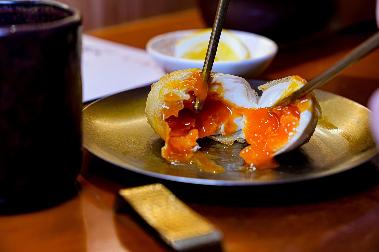 【勝天 天婦羅串揚】輕奢板前料理!品嚐21道板前現流海鮮炸物，中山區必吃美食推薦 @混血珊莎的奇幻旅程