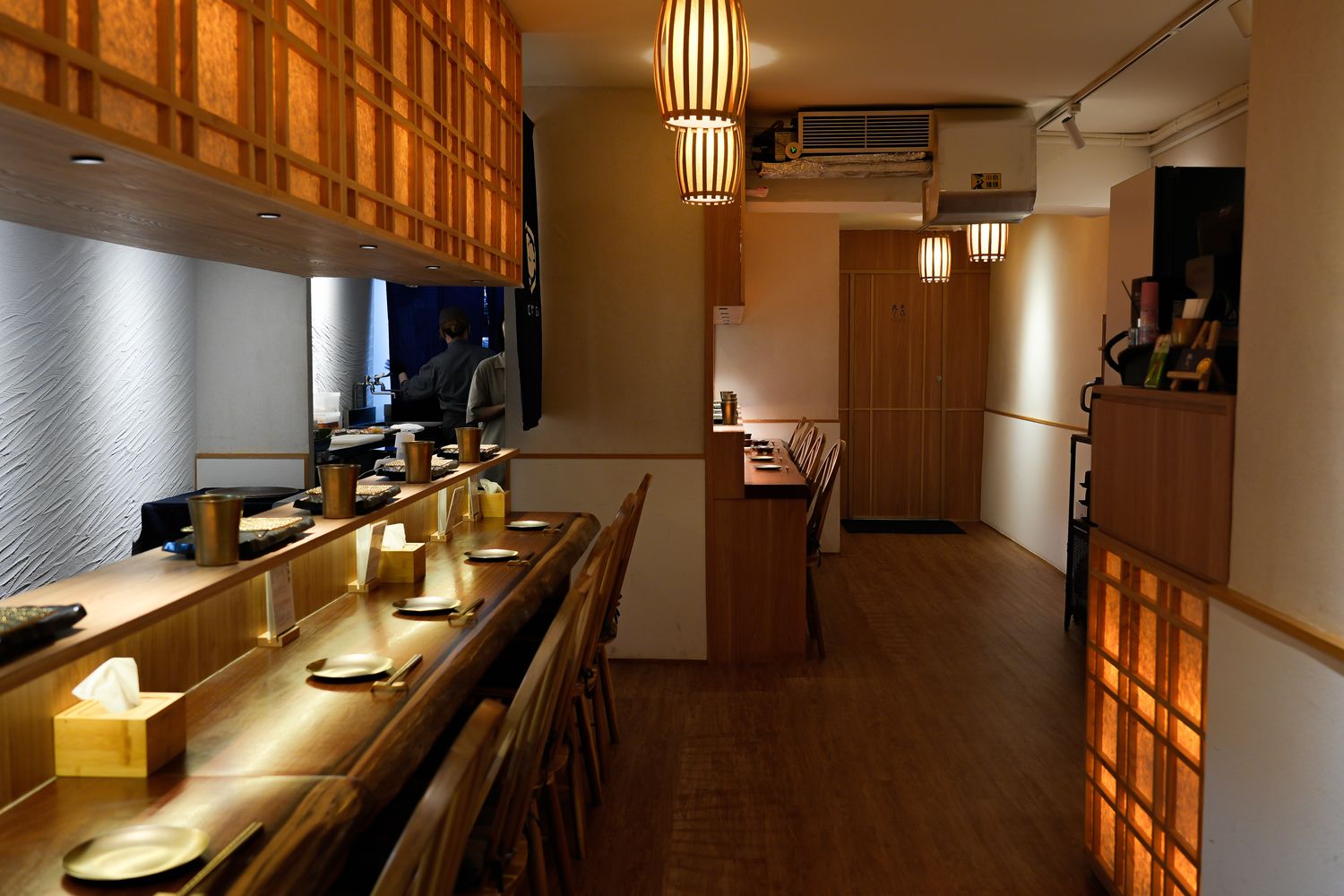 【勝天 天婦羅串揚】輕奢板前料理!品嚐21道板前現流海鮮炸物，中山區必吃美食推薦 @混血珊莎的奇幻旅程