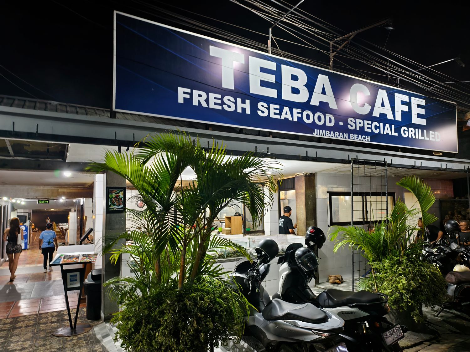 【峇里島美食】金巴蘭海鮮餐廳 Teba Cafe Jimbaran Bali : 沙灘燭光海鮮龍蝦套餐! @混血珊莎的奇幻旅程 【峇里島美食】金巴蘭海鮮餐廳 Teba Cafe Jimbaran Bali : 沙灘燭光海鮮龍蝦套餐! @混血珊莎的奇幻旅程
