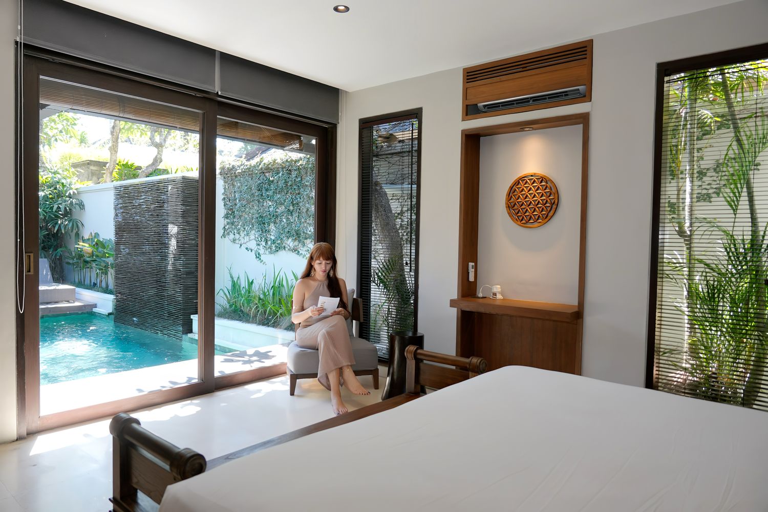 【峇里島住宿推薦】The Amala Boutique Retreat:水明漾獨棟泳池Villa,頌缽體驗與夢幻漂浮早餐! @混血珊莎的奇幻旅程 【峇里島住宿推薦】The Amala Boutique Retreat:水明漾獨棟泳池Villa,頌缽體驗與夢幻漂浮早餐! @混血珊莎的奇幻旅程