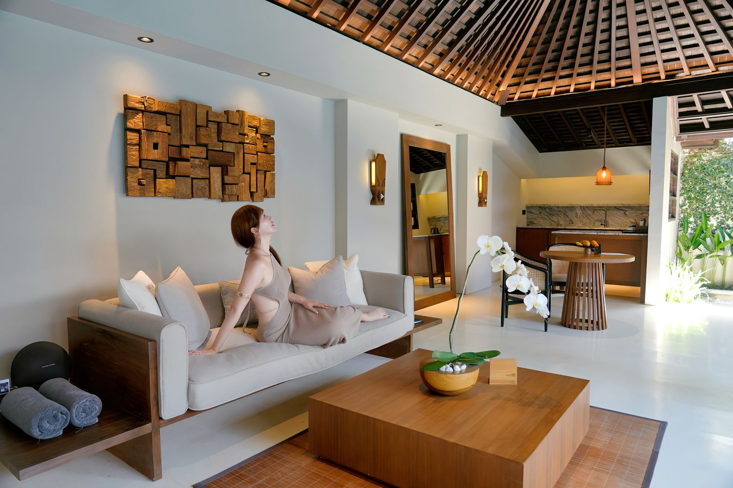 【峇里島住宿推薦】The Amala Boutique Retreat:水明漾獨棟泳池Villa,頌缽體驗與夢幻漂浮早餐! @混血珊莎的奇幻旅程 【峇里島住宿推薦】The Amala Boutique Retreat:水明漾獨棟泳池Villa,頌缽體驗與夢幻漂浮早餐! @混血珊莎的奇幻旅程