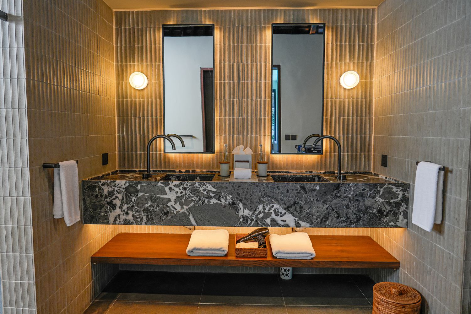 【峇里島住宿推薦】The Amala Boutique Retreat：水明漾獨棟泳池Villa，頌缽體驗與夢幻漂浮早餐! @混血珊莎的奇幻旅程