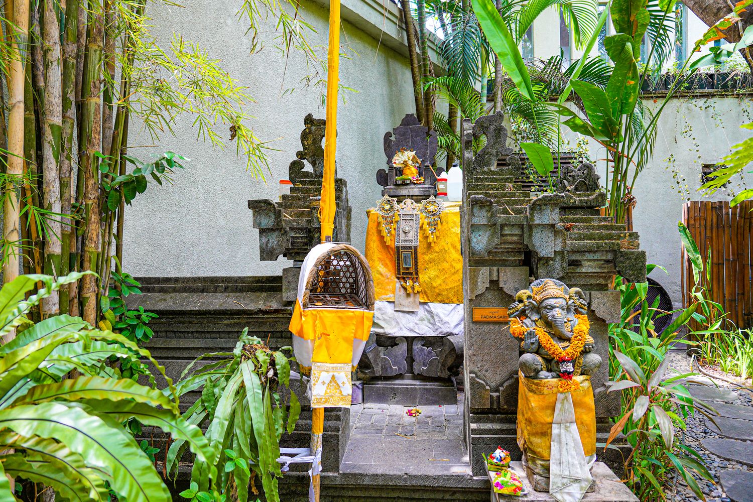 【峇里島住宿推薦】The Amala Boutique Retreat:水明漾獨棟泳池Villa,頌缽體驗與夢幻漂浮早餐! @混血珊莎的奇幻旅程 【峇里島住宿推薦】The Amala Boutique Retreat:水明漾獨棟泳池Villa,頌缽體驗與夢幻漂浮早餐! @混血珊莎的奇幻旅程