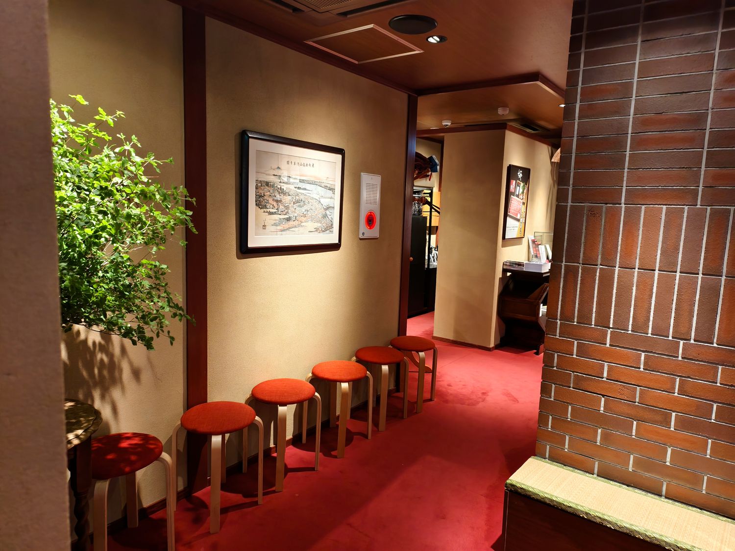 東京淺草壽喜燒必吃!百年老店Chinyaちんや和牛饗宴，江戶空間與桌邊服務的浪漫朝聖! @混血珊莎的奇幻旅程
