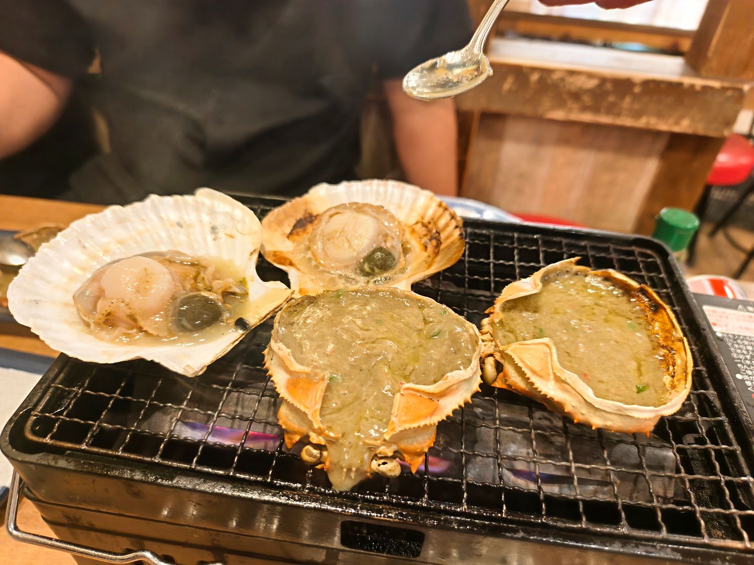 【日本美食】磯丸水產|24小時營業平價海鮮天堂,東京新宿/上野/淺草/澀谷/大阪/神戶通通有! @混血珊莎的奇幻旅程 【日本美食】磯丸水產|24小時營業平價海鮮天堂,東京新宿/上野/淺草/澀谷/大阪/神戶通通有! @混血珊莎的奇幻旅程