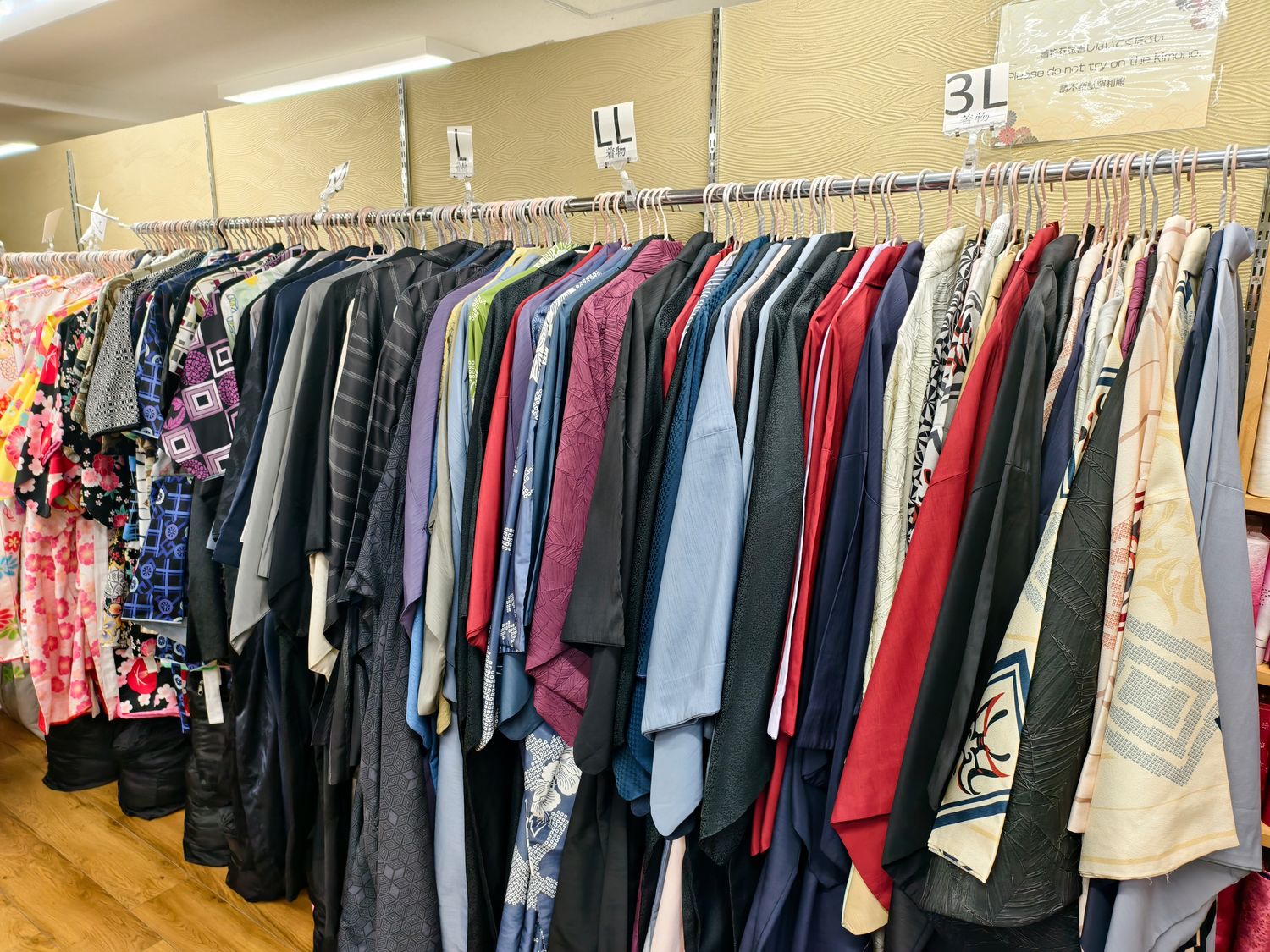 東京和服租借|蕾絲和服漫步雷門!江戶和裝工房雅-淺草站前店(含妝髮攝影/中文服務) @混血珊莎的奇幻旅程
