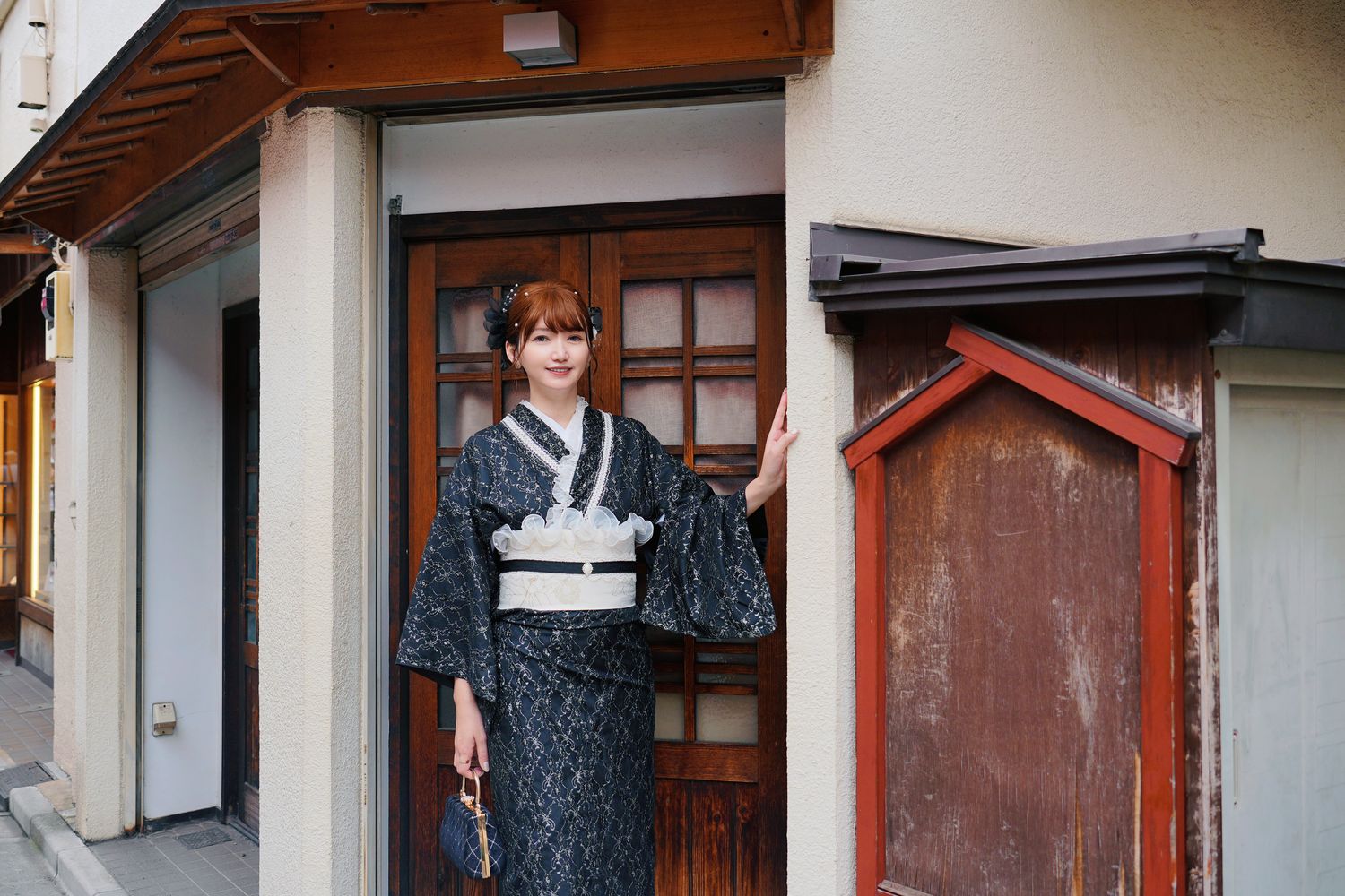 東京和服租借|蕾絲和服漫步雷門!江戶和裝工房雅-淺草站前店(含妝髮攝影/中文服務) @混血珊莎的奇幻旅程