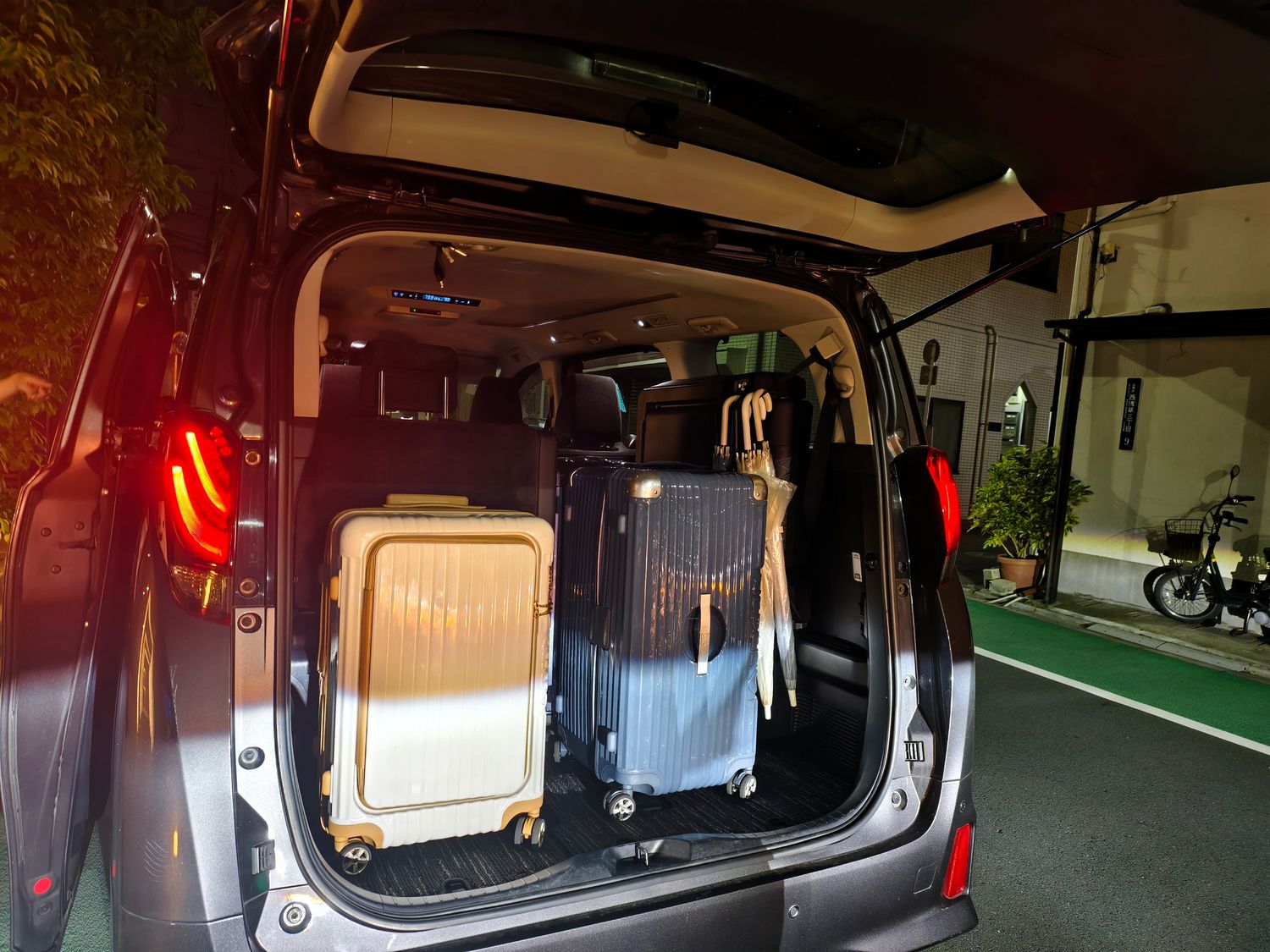 東京換飯店交通攻略：東京地鐵、日本計程車、日本包車接送優缺點評比! @混血珊莎的奇幻旅程