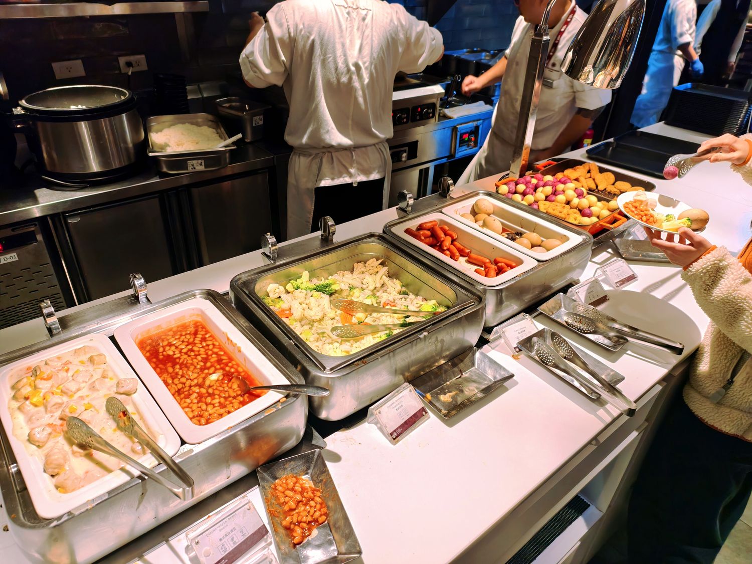 【機場貴賓室優惠】搭廉航也能進貴賓室,全球通用 U.First(原龍騰卡)優惠,班機延誤救星! @混血珊莎的奇幻旅程 【機場貴賓室優惠】搭廉航也能進貴賓室,全球通用 U.First(原龍騰卡)優惠,班機延誤救星! @混血珊莎的奇幻旅程