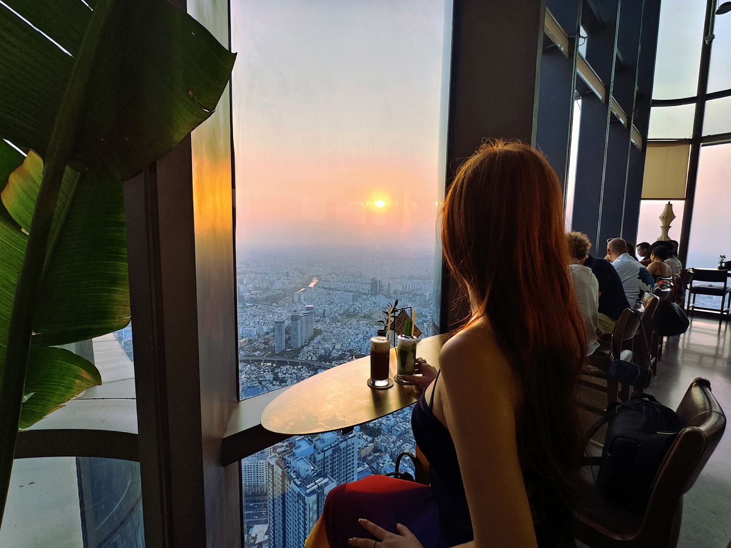 【越南胡志明】全越最高! Landmark 81觀景台&必訪 Nest by AiA 高空咖啡廳! @混血珊莎的奇幻旅程 【越南胡志明】全越最高! Landmark 81觀景台&必訪 Nest by AiA 高空咖啡廳! @混血珊莎的奇幻旅程