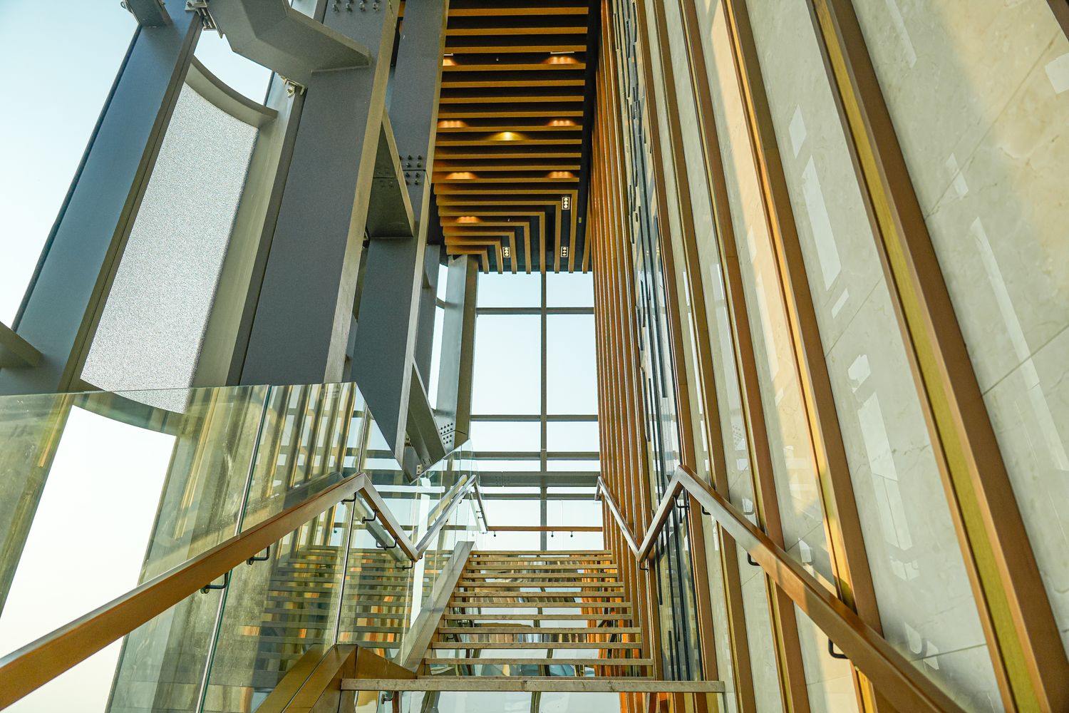 【越南胡志明】全越最高! Landmark 81觀景台&必訪 Nest by AiA 高空咖啡廳! @混血珊莎的奇幻旅程