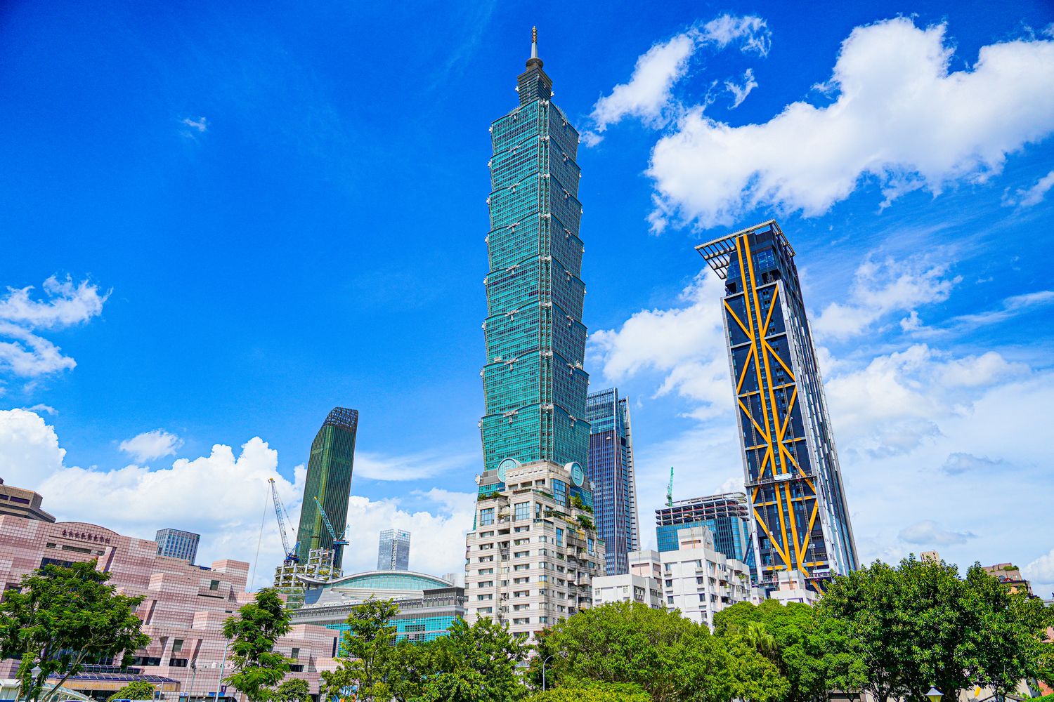 新濠信義|台北市核心燙金門牌,國際級精華地段,擁抱信義計畫區! @混血珊莎的奇幻旅程 新濠信義|台北市核心燙金門牌,國際級精華地段,擁抱信義計畫區! @混血珊莎的奇幻旅程