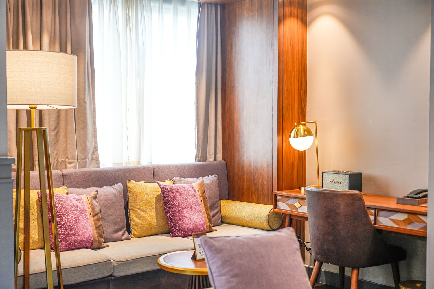 越南胡志明 Fusion Original Saigon Centre |市中心五星飯店絕美高空泳池，下樓就是商場！ @混血珊莎的奇幻旅程