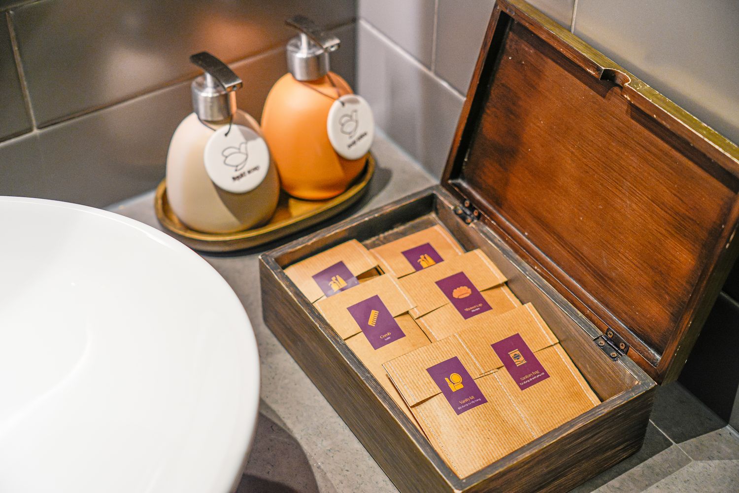 越南胡志明 Fusion Original Saigon Centre |市中心五星飯店絕美高空泳池，下樓就是商場！ @混血珊莎的奇幻旅程