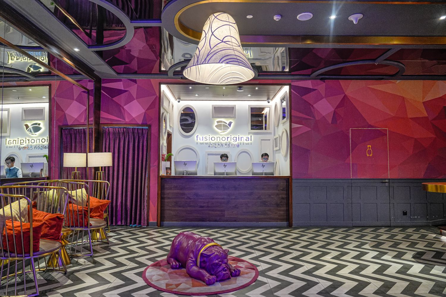 越南胡志明 Fusion Original Saigon Centre |市中心五星飯店絕美高空泳池，下樓就是商場！ @混血珊莎的奇幻旅程