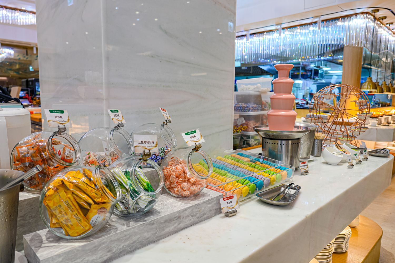宜蘭礁溪美食|葛瑪蘭之星自助餐星苑餐廳:高CP值海陸百匯,現流海鮮、螃蟹任你吃! @混血珊莎的奇幻旅程 宜蘭礁溪美食|葛瑪蘭之星自助餐星苑餐廳:高CP值海陸百匯,現流海鮮、螃蟹任你吃! @混血珊莎的奇幻旅程