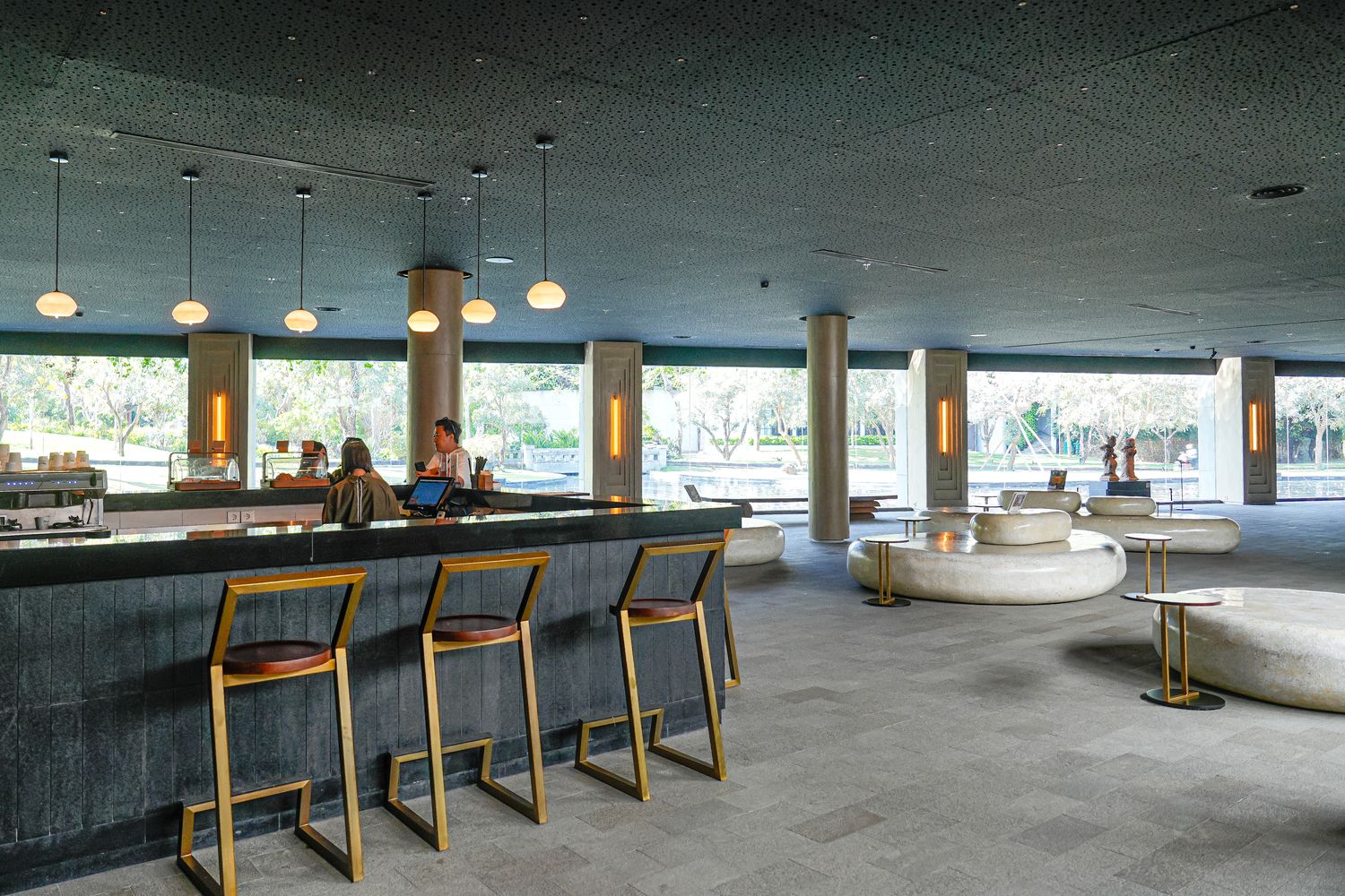 【2026峇里島住宿推薦】AYANA Resort Bali 開箱全攻略:RIMBA海景房、Rock Bar 岩石酒吧、餐廳泳池博物館一次看! @混血珊莎的奇幻旅程 【2026峇里島住宿推薦】AYANA Resort Bali 開箱全攻略:RIMBA海景房、Rock Bar 岩石酒吧、餐廳泳池博物館一次看! @混血珊莎的奇幻旅程