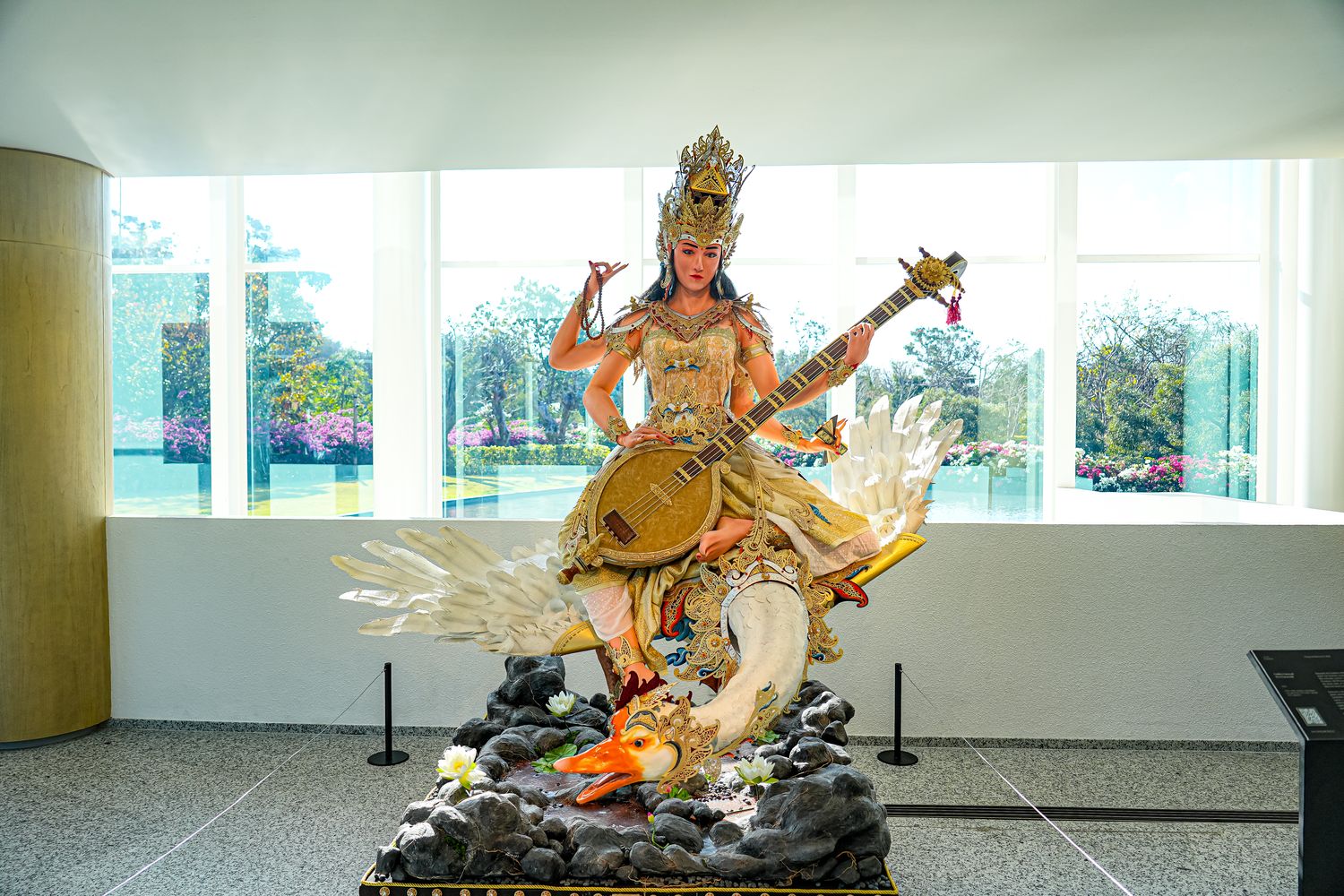 【2026峇里島住宿推薦】AYANA Resort Bali 開箱全攻略:RIMBA海景房、Rock Bar 岩石酒吧、餐廳泳池博物館一次看! @混血珊莎的奇幻旅程 【2026峇里島住宿推薦】AYANA Resort Bali 開箱全攻略:RIMBA海景房、Rock Bar 岩石酒吧、餐廳泳池博物館一次看! @混血珊莎的奇幻旅程