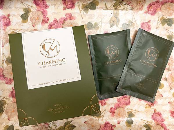 【美食分享】喬名巧克力∣女生的最愛，甜甜巧克力飲，甜在心卻不增胖，健康少糖又健康，也是情人節送禮最佳選擇。 @混血珊莎的奇幻旅程