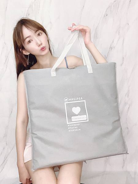 【開箱】MAGIPEA美極品 超好拍背景神器 完美背景神器 一秒變好看 @混血珊莎的奇幻旅程