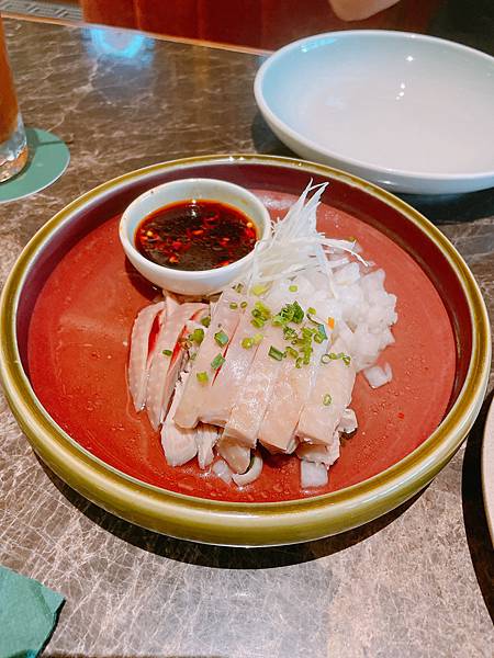 【微風信義餐廳】心潮飯店，米其林餐盤推薦，最潮復古台式料理! @混血珊莎的奇幻旅程