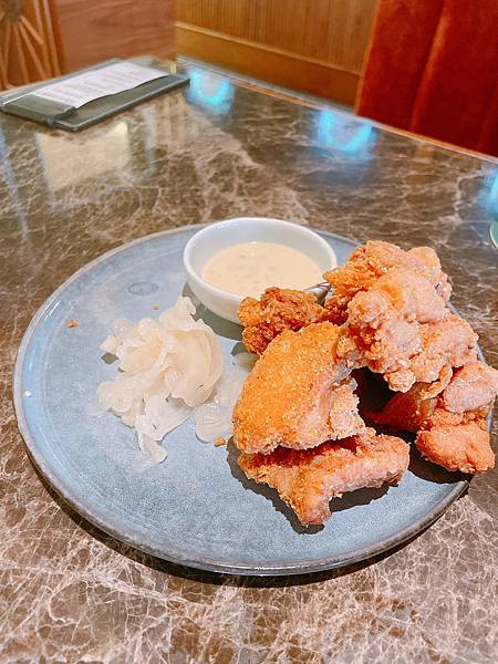 【微風信義餐廳】心潮飯店，米其林餐盤推薦，最潮復古台式料理! @混血珊莎的奇幻旅程