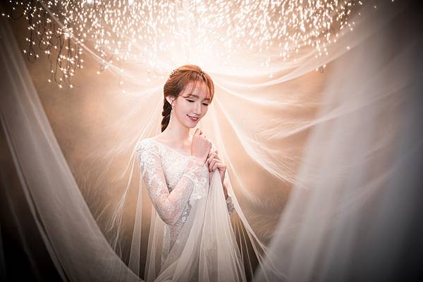 【婚紗體驗】超夢幻韓式婚紗 Google五星好評 Korean Artiz Studio韓國藝匠婚紗攝影 Grace Kelly婚紗 體驗/拍攝分享 @混血珊莎的奇幻旅程