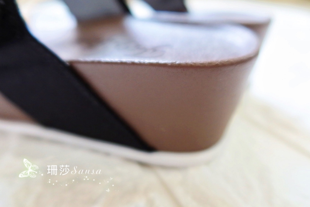 【穿搭配件】台灣小資族最愛品牌FMshoes，高CP值小資族也能輕鬆入手的平價時尚，MIT台灣製大尺碼女鞋，好走又美型的涼鞋 @混血珊莎的奇幻旅程