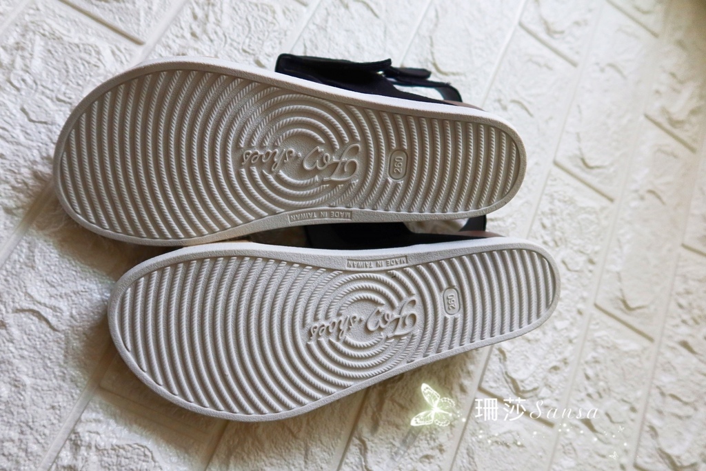 【穿搭配件】台灣小資族最愛品牌FMshoes，高CP值小資族也能輕鬆入手的平價時尚，MIT台灣製大尺碼女鞋，好走又美型的涼鞋 @混血珊莎的奇幻旅程