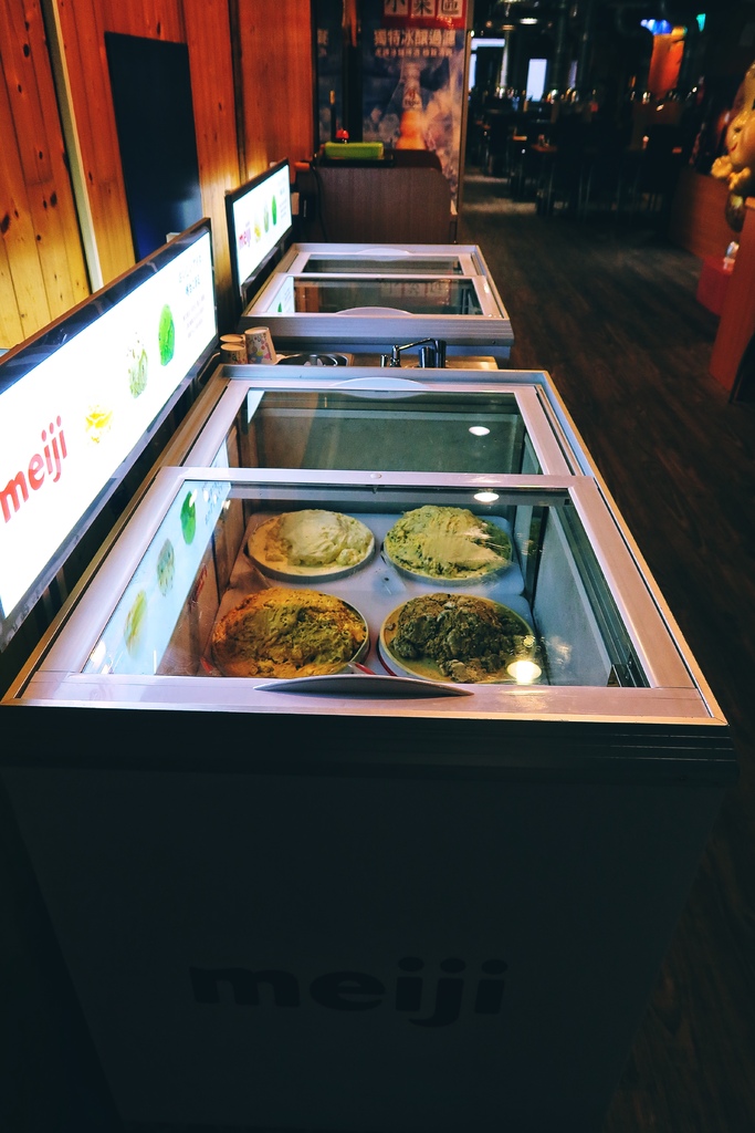 【胖肚肚燒肉】基隆店吃飯配高樓海景，每人只要469元起! @混血珊莎的奇幻旅程