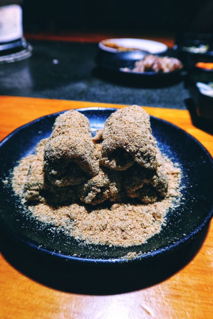 【胖肚肚燒肉】基隆店吃飯配高樓海景，每人只要469元起! @混血珊莎的奇幻旅程