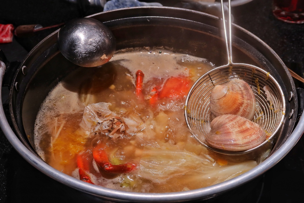 【竹苑shabu】主打現流海鮮，超美味新鮮活沙公，頂級鍋物推薦! @混血珊莎的奇幻旅程