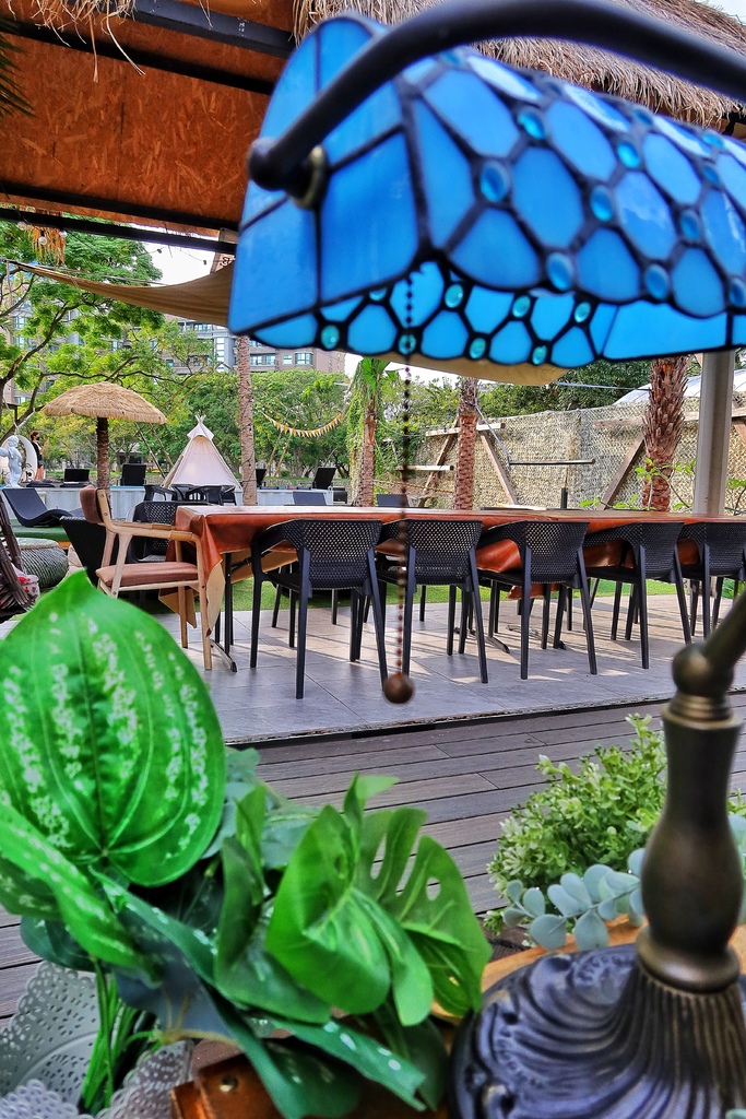 【桃園餐酒館推薦】飲居behide，青埔秘境酒吧，私人會館預約制，峇里島風格好Chill @混血珊莎的奇幻旅程