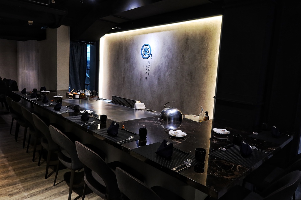 【信義區鐵板燒】明水然樂信義松菸店，日式高級無菜單料理，日本A5和牛、龍蝦、干貝一次滿足! @混血珊莎的奇幻旅程