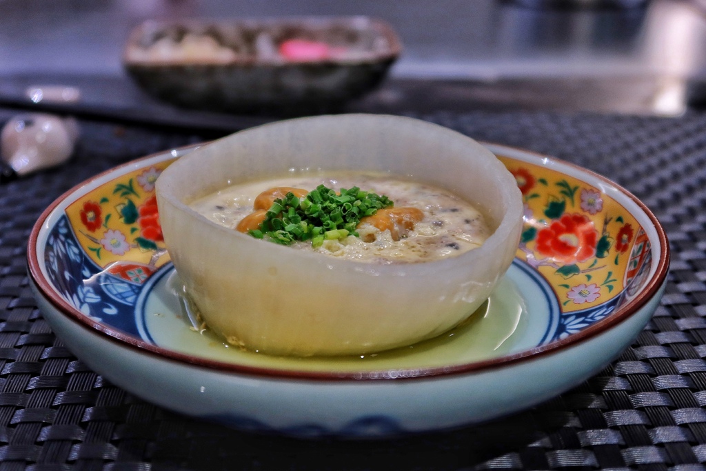 【信義區鐵板燒】明水然樂信義松菸店，日式高級無菜單料理，日本A5和牛、龍蝦、干貝一次滿足! @混血珊莎的奇幻旅程