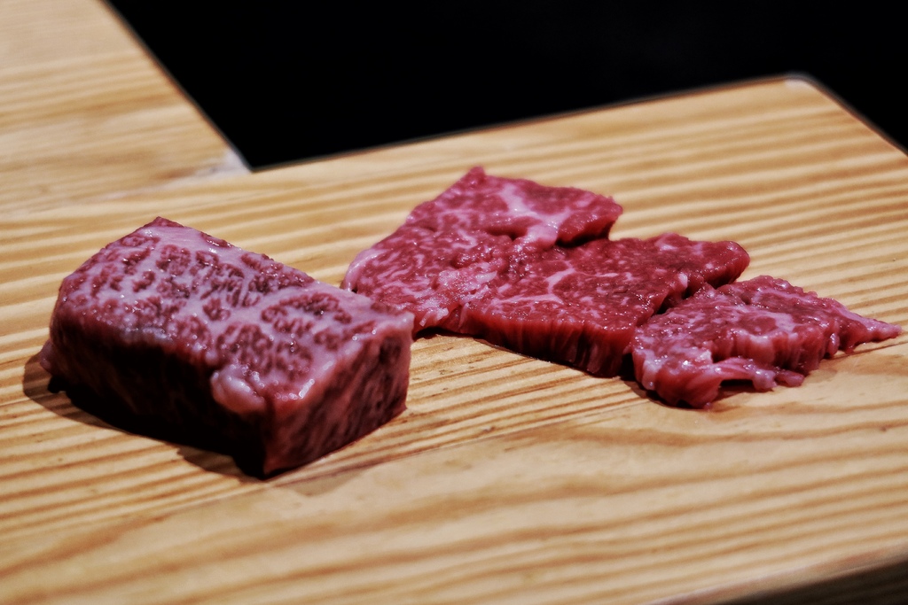 【信義區鐵板燒】明水然樂信義松菸店，日式高級無菜單料理，日本A5和牛、龍蝦、干貝一次滿足! @混血珊莎的奇幻旅程