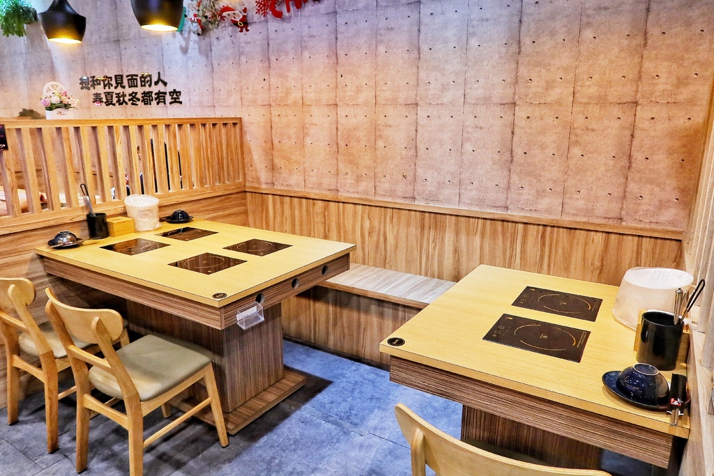 【藝文特區火鍋】山崎昆布鍋物藝文店，每日限量可愛牛奶熊，吃鍋還能抽和牛龍蝦! @混血珊莎的奇幻旅程